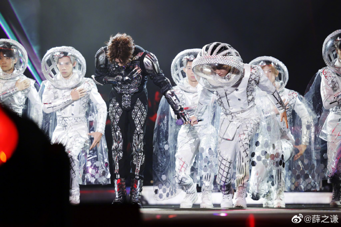 天外来物 再次起航 时隔391天 感谢海口 大家要安全到家 晚安～ ​​​